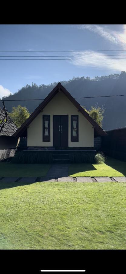 Semadi Mountview Apartamento Baturaja  Exterior foto